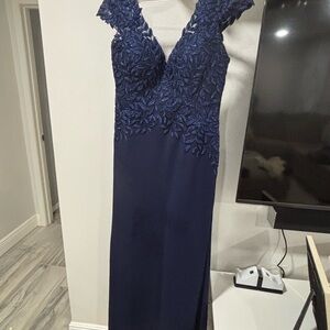 Elegant Navy Blue Lace Evening Gown mother of bride/groom